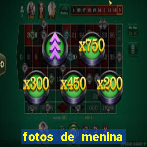 fotos de menina cacheada fake